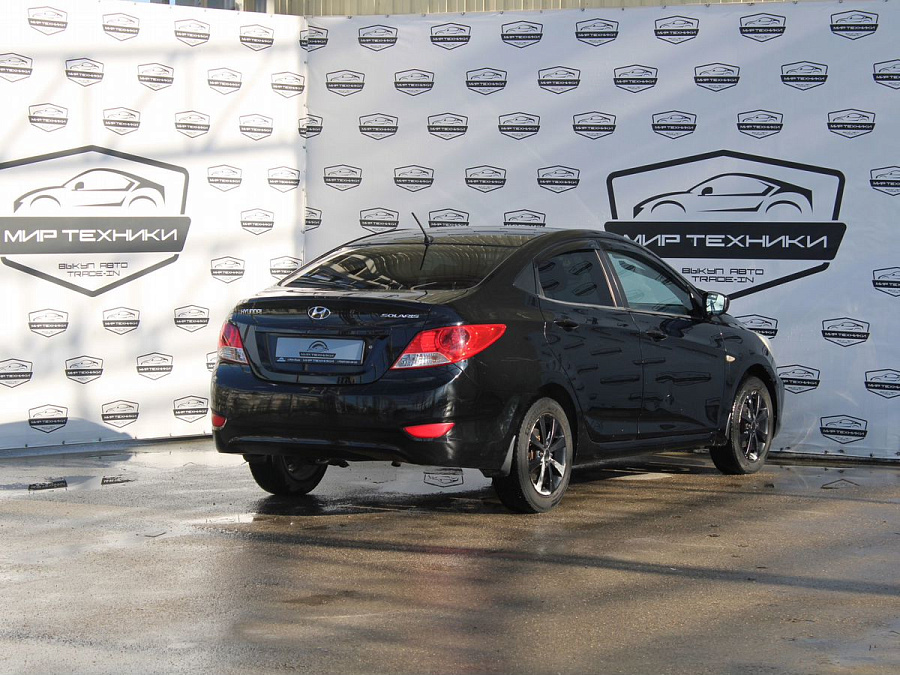 Hyundai Solaris, 2011г., передний привод, автомат