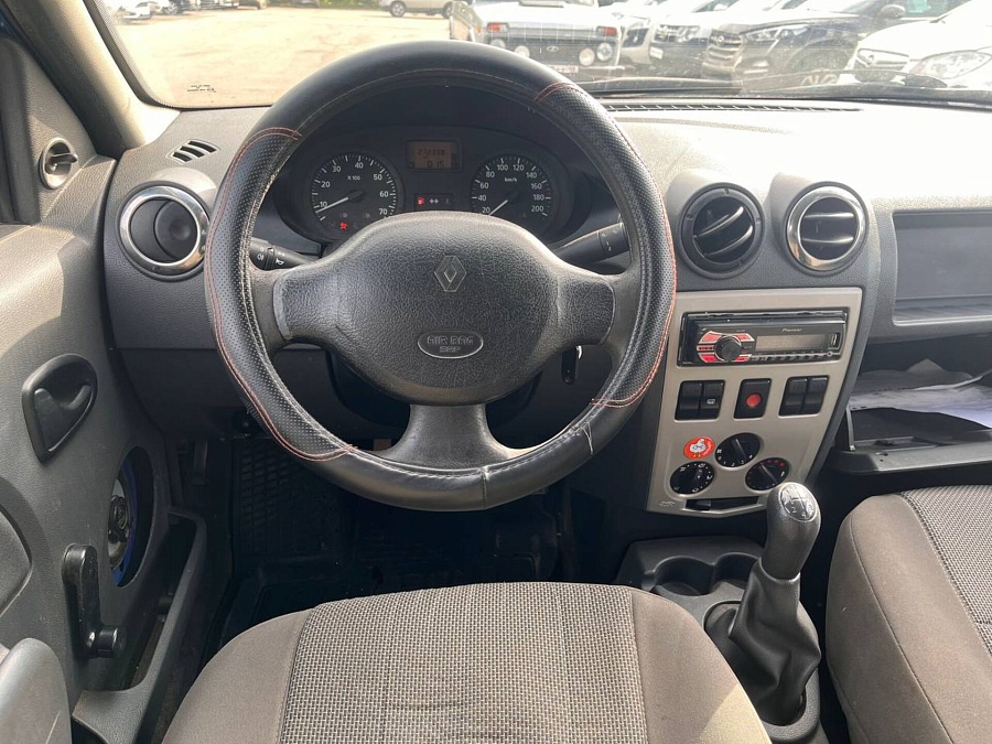 Renault Logan, 2007г., передний привод, механика