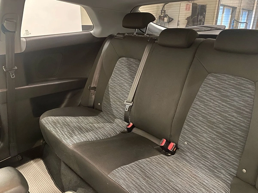 Kia Ceed, 2008г., передний привод, автомат