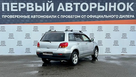 Mitsubishi Outlander, 2002г, передний привод, автомат