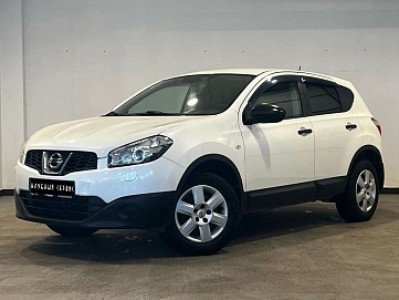 Nissan Qashqai, 2013г, передний привод, автомат