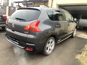 Peugeot 3008, 2011г, передний привод, автомат