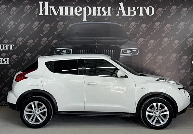 Nissan Juke, 2011г, передний привод, вариатор