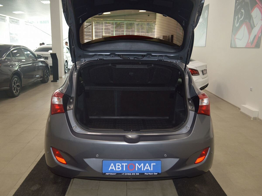 Hyundai i30, 2012г., передний привод, автомат
