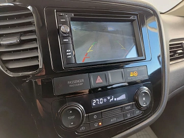 Mitsubishi Outlander, 2015г, передний привод, вариатор