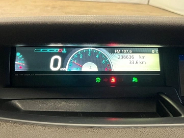 Renault , 2011г., передний привод, механика