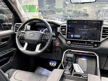 Toyota Tundra, 2024г., полный привод, автомат