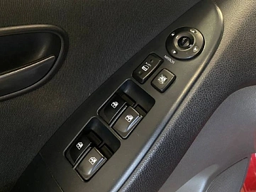 Hyundai Elantra, 2008г, передний привод, механика