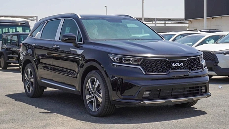 Kia Sorento, 2022г, передний привод, автомат