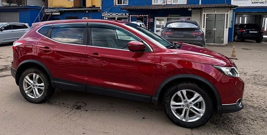 Nissan Qashqai, 2016г., передний привод, вариатор