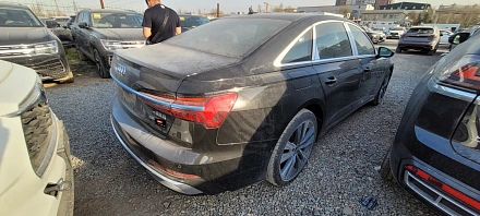 Audi A6, 2025г, полный привод, робот