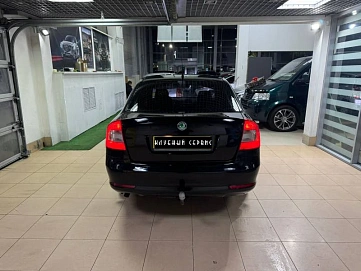 Skoda Octavia, 2009г, передний привод, механика