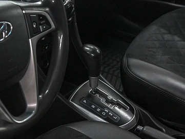 Hyundai Solaris, 2013г, передний привод, автомат