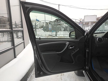 Renault Duster, 2016г, полный привод, автомат