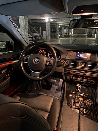 BMW 5 серии, 2015г, задний привод, автомат