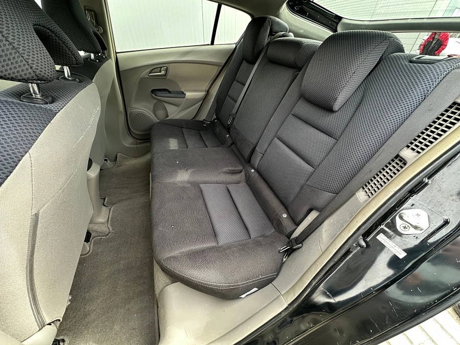 Honda Insight, 2010г., передний привод, вариатор