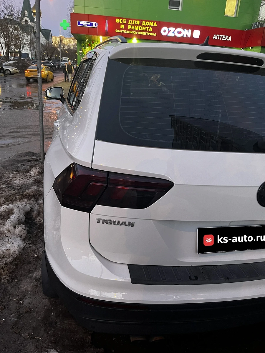 Volkswagen Tiguan, 2020г., передний привод, робот