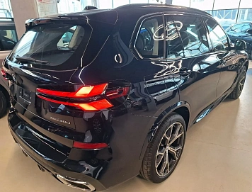 BMW X5, 2025г, полный привод, автомат