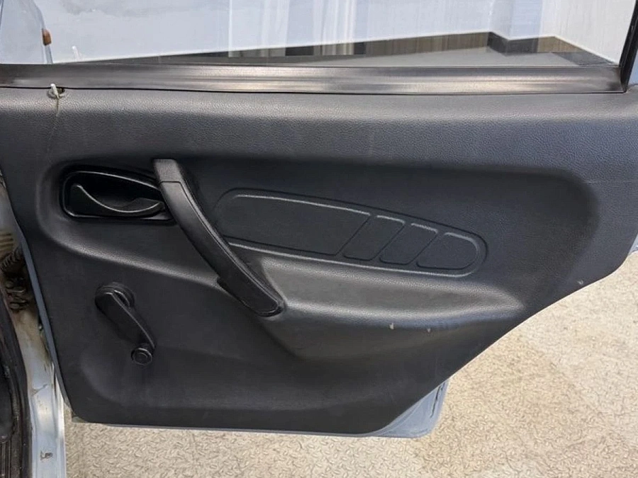 Lada (ВАЗ) 2115, 2004г., передний привод, механика