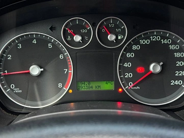 Ford Focus, 2006г, передний привод, механика