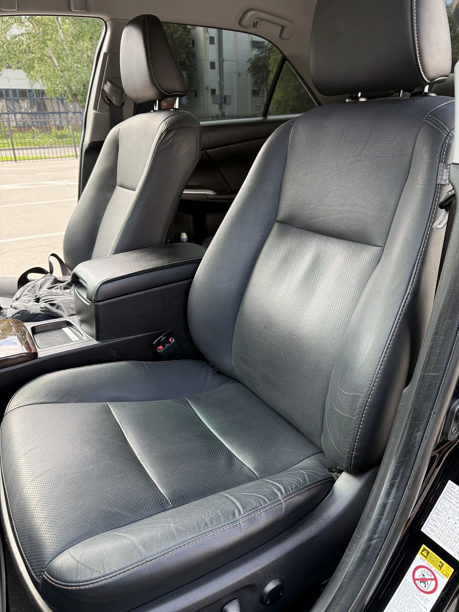 Toyota Camry, 2016г., передний привод, автомат