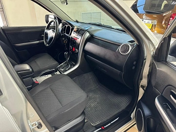 Suzuki Grand Vitara, 2010г, полный привод, автомат