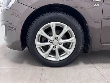 Hyundai Solaris, 2014г, передний привод, автомат