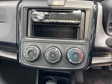 Toyota Corolla, 2022г, полный привод, вариатор