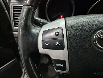 Toyota Land Cruiser, 2012г, полный привод, автомат