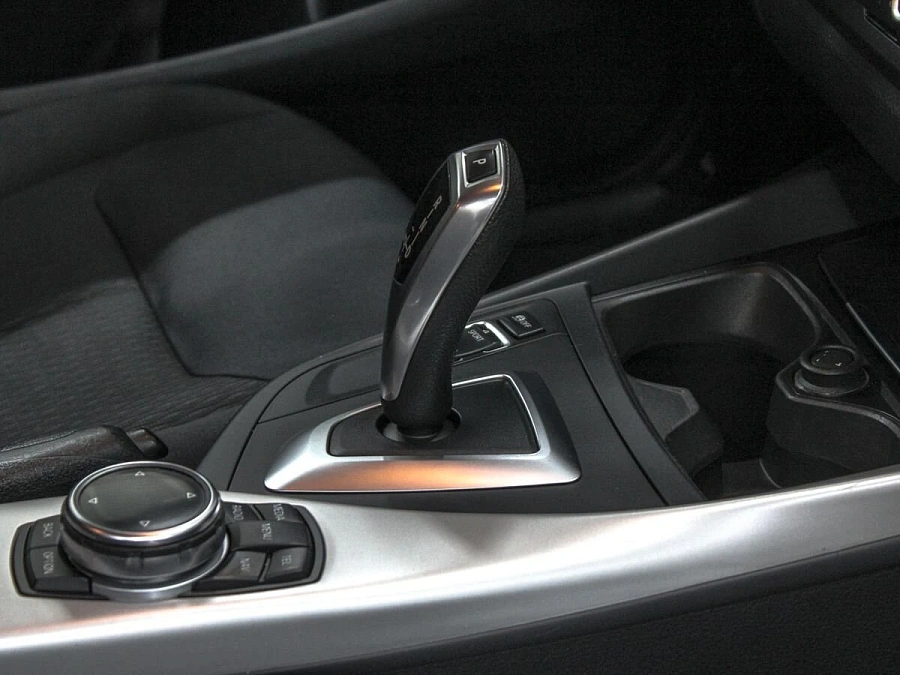 BMW , 2012г., задний привод, автомат