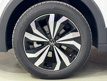 Volkswagen Tharu XR, 2024г, передний привод, автомат