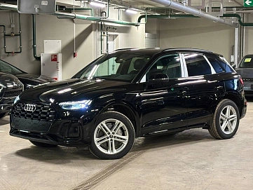 Audi Q5, 2023г, полный привод, робот