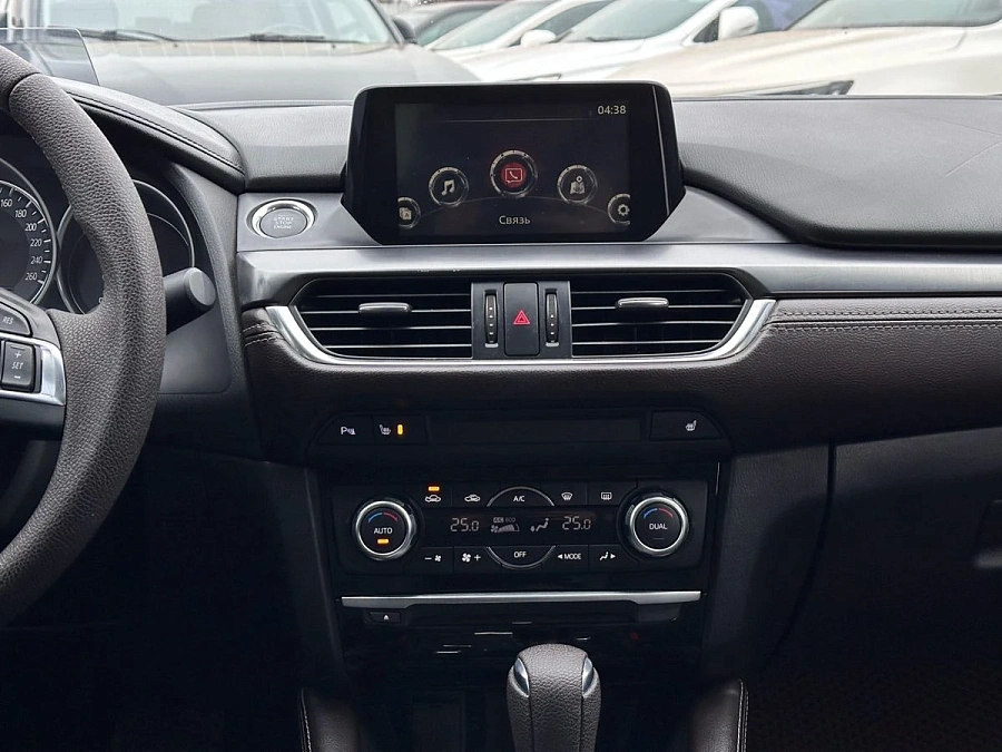 Mazda 6, 2016г., передний привод, автомат