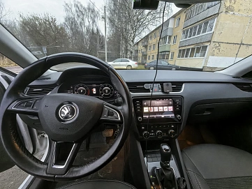 Skoda Octavia, 2018г, передний привод, робот