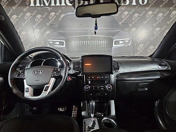 Kia Sorento, 2011г, полный привод, автомат