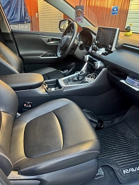 Toyota RAV4, 2021г, полный привод, вариатор