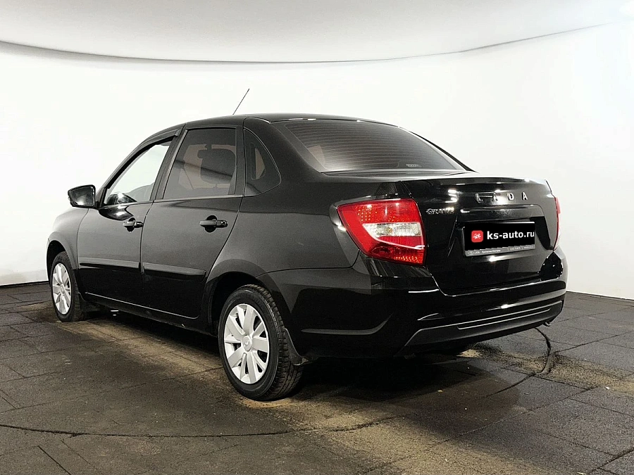 Lada (ВАЗ) Granta, 2021г., передний привод, механика