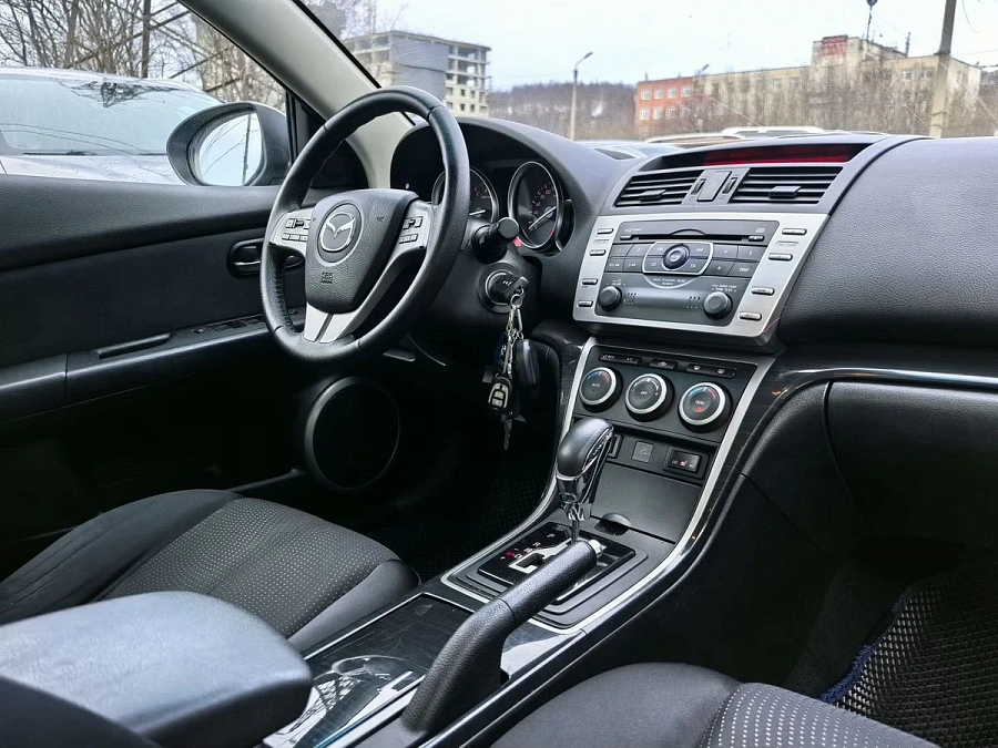 Mazda 6, 2008г., передний привод, автомат
