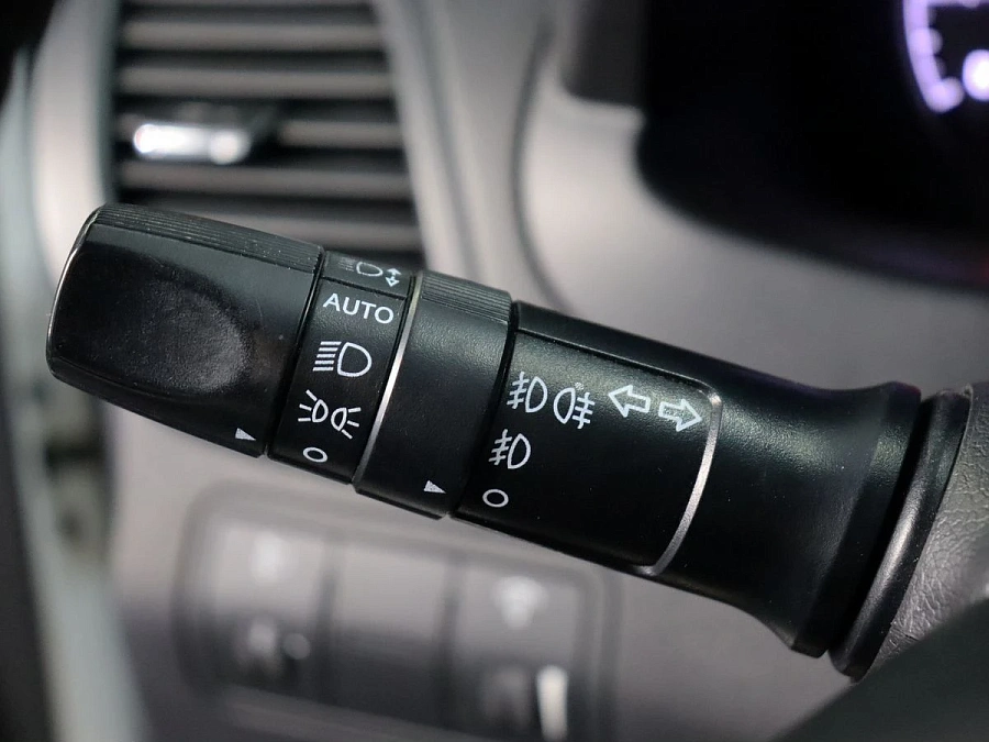 Hyundai Solaris, 2013г., передний привод, механика