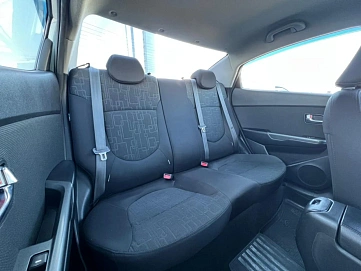 Kia Rio, 2015г, передний привод, автомат