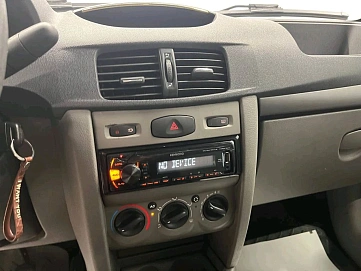 Renault , 2011г., передний привод, механика