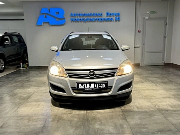 Opel Astra, 2008г, передний привод, механика