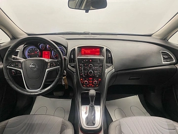 Opel Astra, 2013г, передний привод, автомат