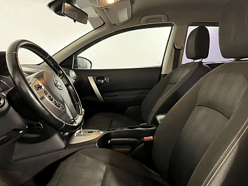 Nissan Qashqai, 2011г, передний привод, вариатор