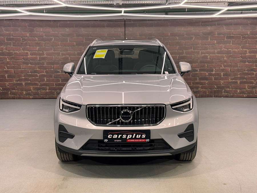 Volvo XC40, 2024г., передний привод, робот