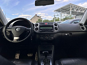 Volkswagen Tiguan, 2009г., полный привод, автомат