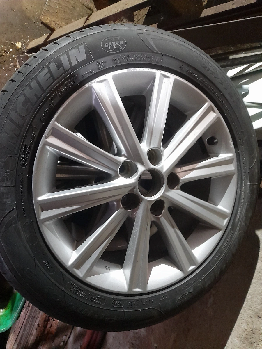 Toyota Camry, 2013г., передний привод, автомат