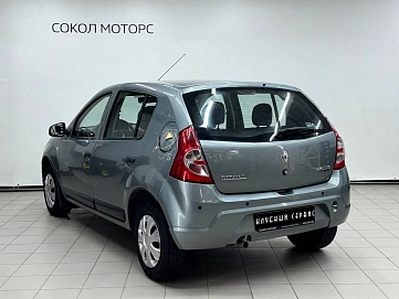Renault Sandero, 2010г, передний привод, механика