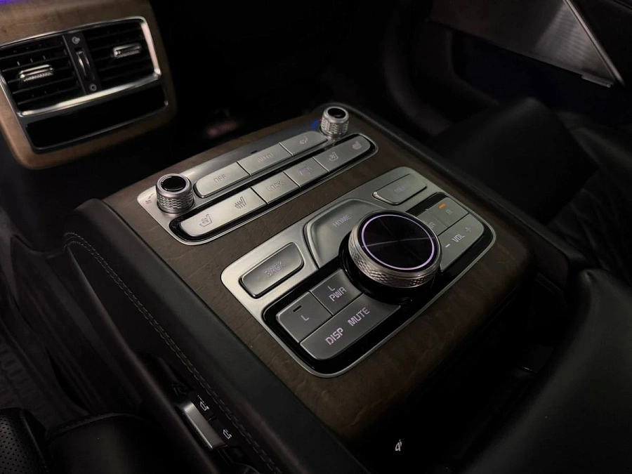 Kia K9, 2022г., полный привод, автомат