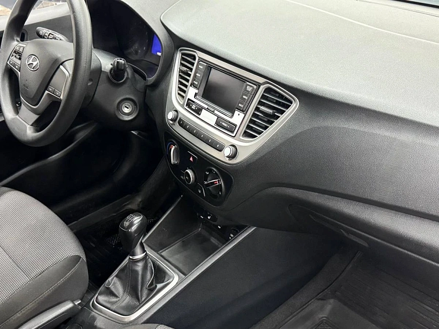 Solaris HS, 2024г., передний привод, механика